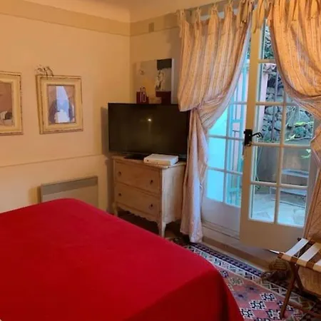 Charming Provencal Mas With Amazing Sea View And Pool * 圣特罗佩