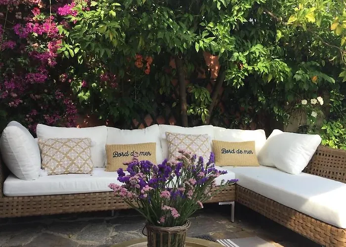 Casa vacanze Charming Provencal Mas With Amazing Sea View And Pool