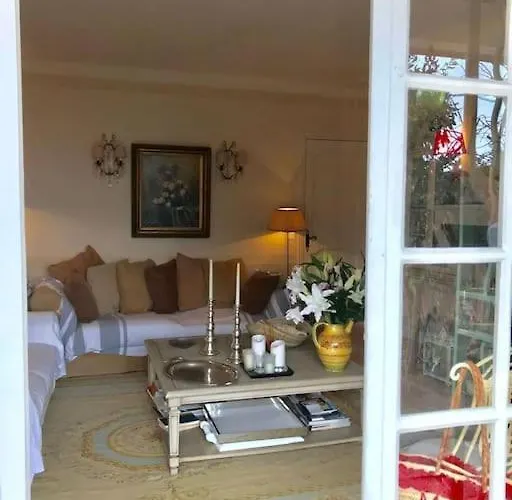 Casa vacanze Charming Provencal Mas With Amazing Sea View And Pool