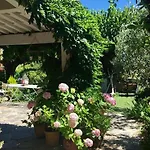 Semesterbostad Charming Provencal Mas With Amazing Sea View And Pool Saint-Tropez