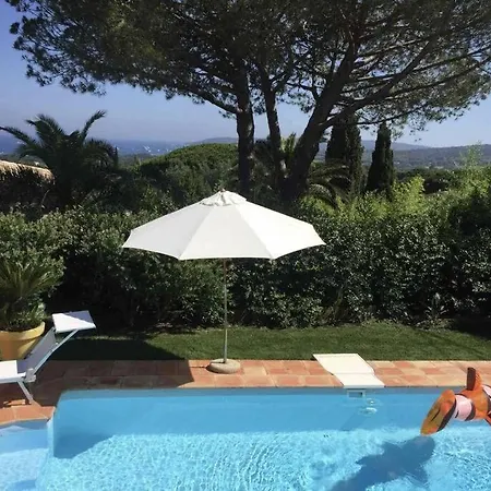 Charming Provencal Mas With Amazing Sea View And Pool Vakantiehuis *