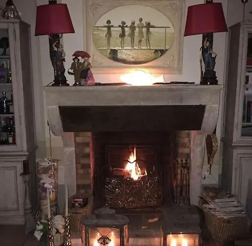 Charming Provencal Mas With Amazing Sea View And Pool